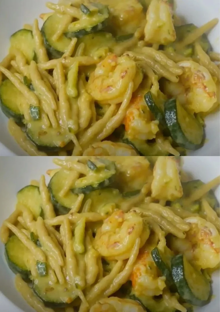 Trofie met garnalen en courgette in een smakelijk gerecht