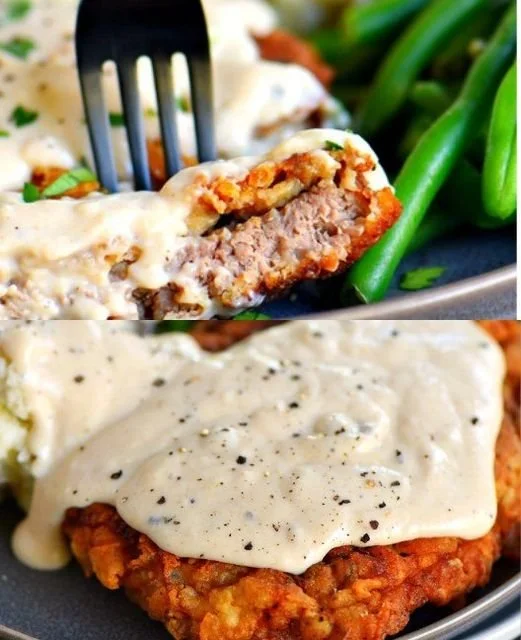 Heerlijke Chicken Fried Steak met saus en bijgerechten