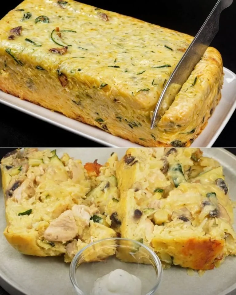Gegaarde aardappel courgette casserole met kip en champignons, gezonde maaltijd