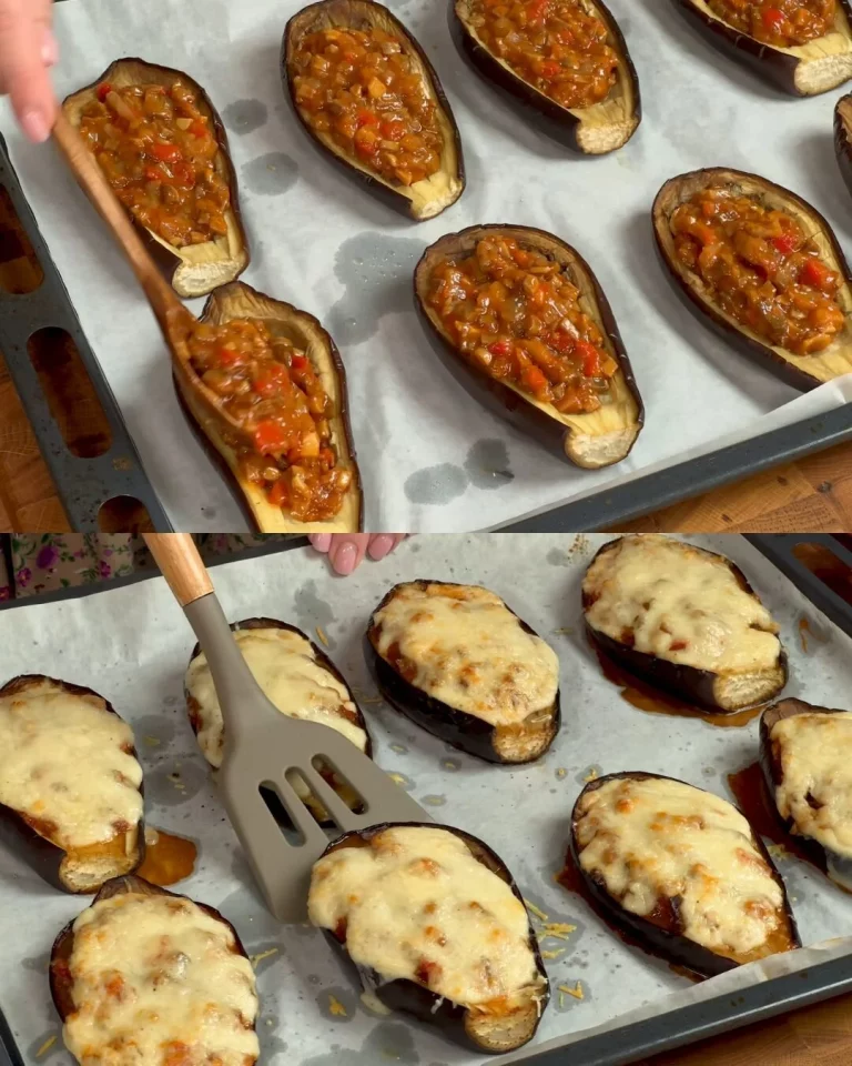 Gevulde georgina's met champignon en Parmezaan, geserveerd op een bord.