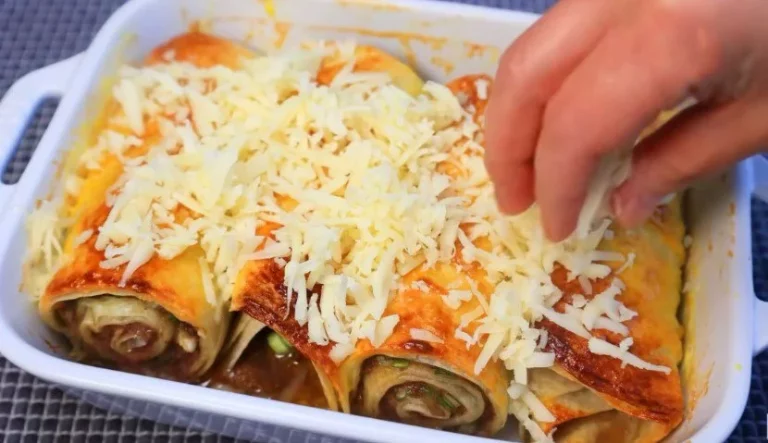 Heerlijk Mexicaanse Tortilla Taart met groenten en kaas