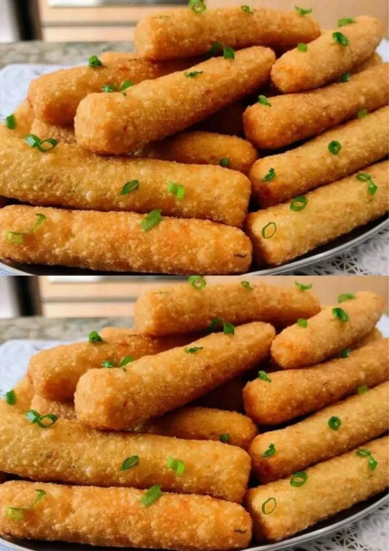 Heerlijke rijstsnacks met pittige pepersaus, perfect als snack.