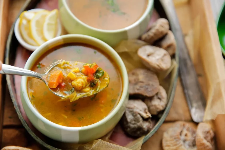 Pompoensoep met garnalen, een smakelijk recept van Kookmutsjes