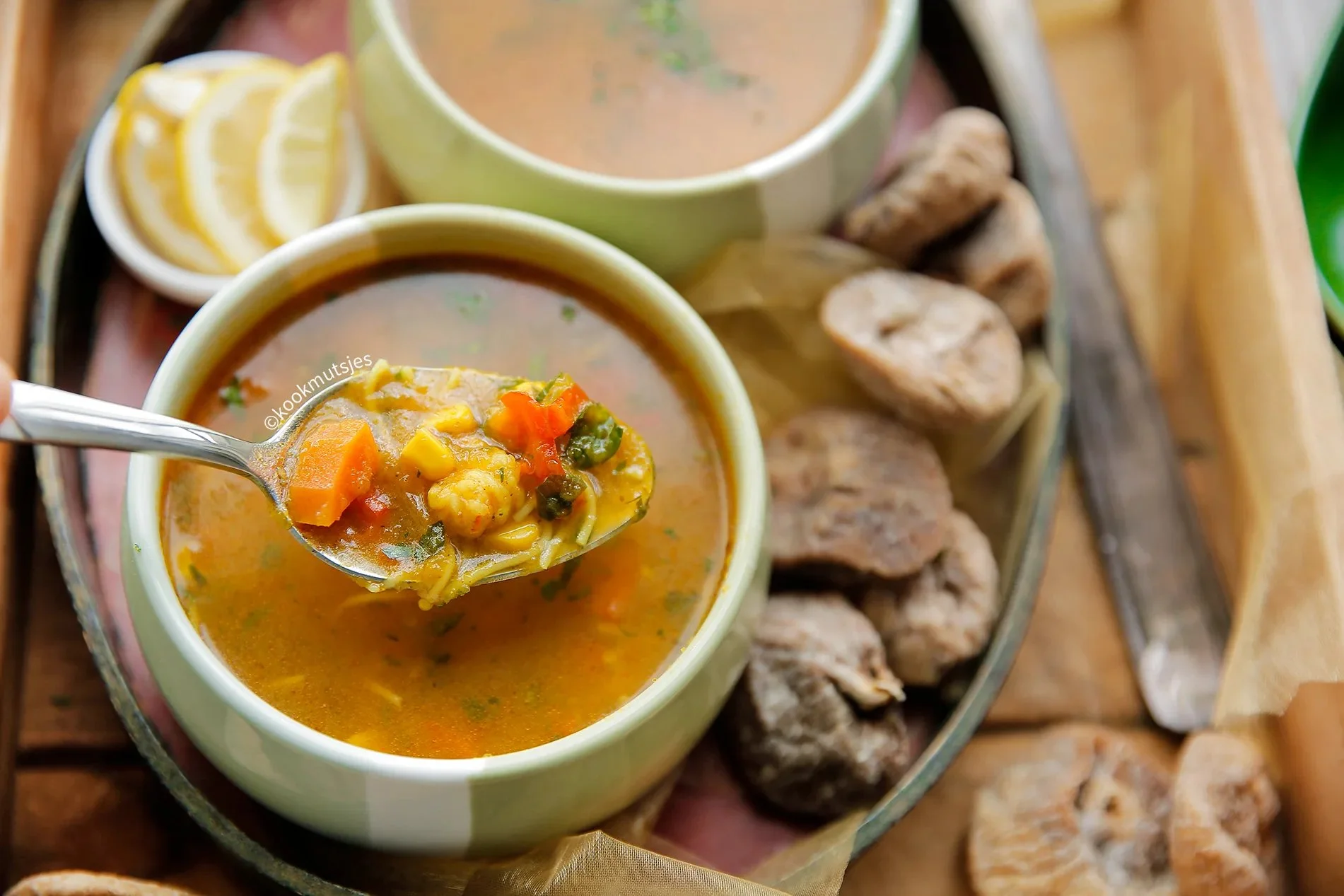 Pompoensoep met garnalen, een smakelijk recept van Kookmutsjes