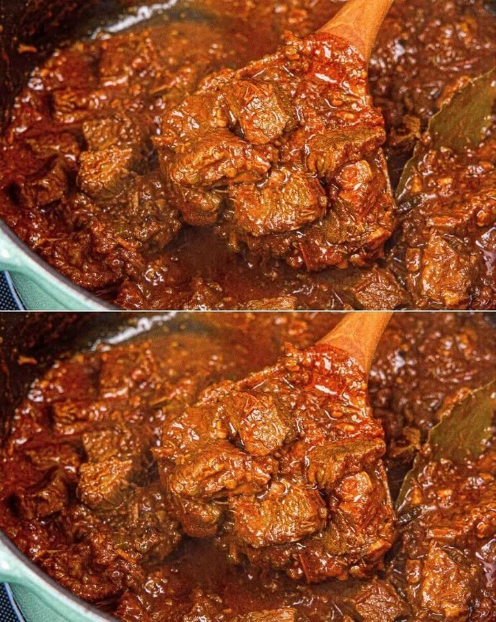 Heerlijke Hongaarse stoofpot met groenten en vlees, een perfect recept voor koude dagen.