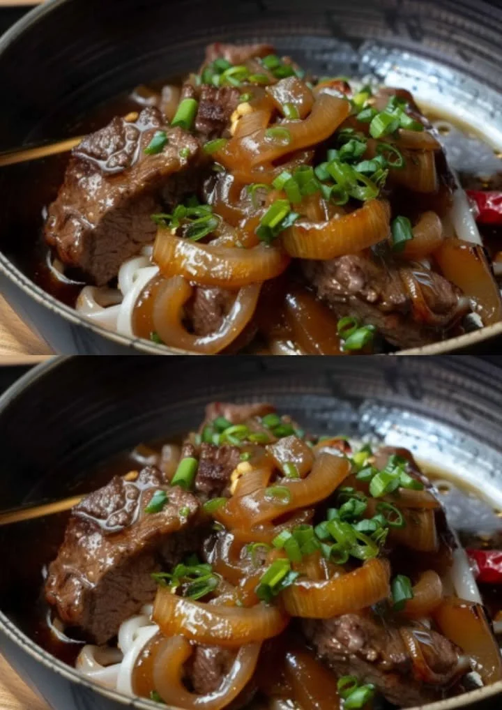 Gekarameliseerd rundvlees met uien en sojasaus, smaakvol en mals gerecht.