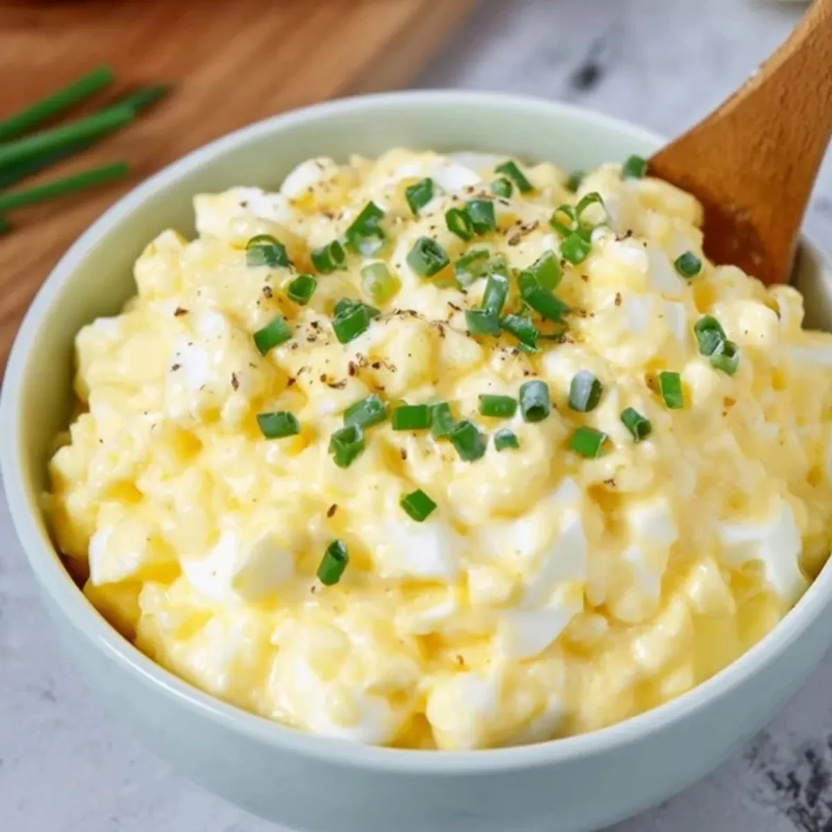 Heerlijke eiersalade op een bedje van sla