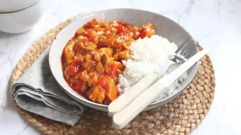 Heerlijke kip pilav met rijst en specerijen