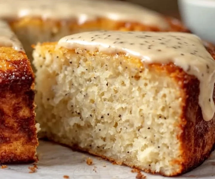 Lisztmentes vaníliás görög joghurt tortája, egészséges desszert recept
