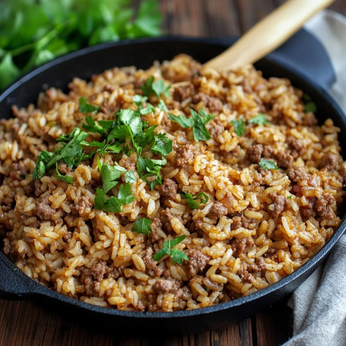 Cajun rijst uit Louisiana met kruiden en groenten