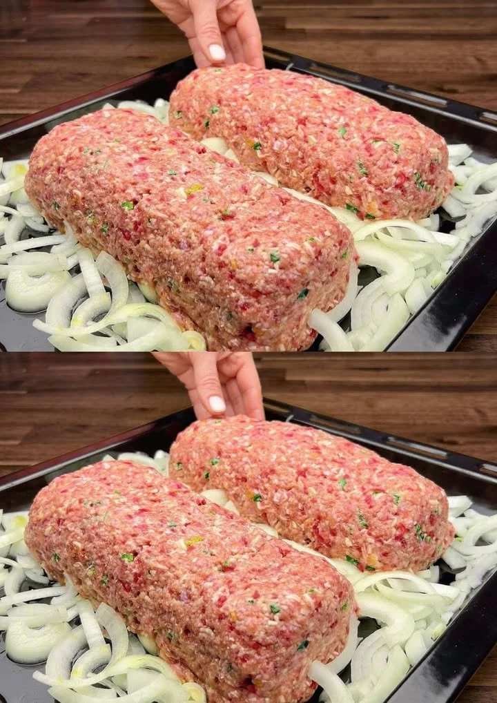 Authentiek Nederlands gehaktbrood recept met ingrediënten en bereidingsstappen.