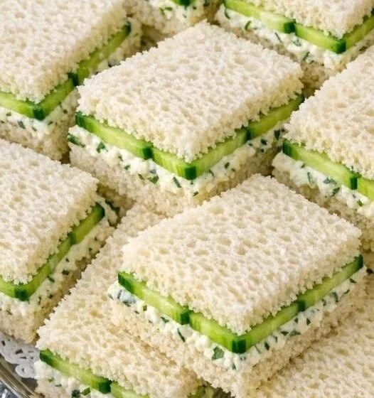 Zuidelijke komkommersandwiches met 4 eenvoudige ingrediënten