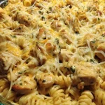 Romige kippenpasta uit de oven, ideale ovenschotel voor kinderen